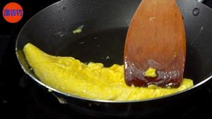 金牛座美食：网红爆浆蛋包饭的做法 步骤9