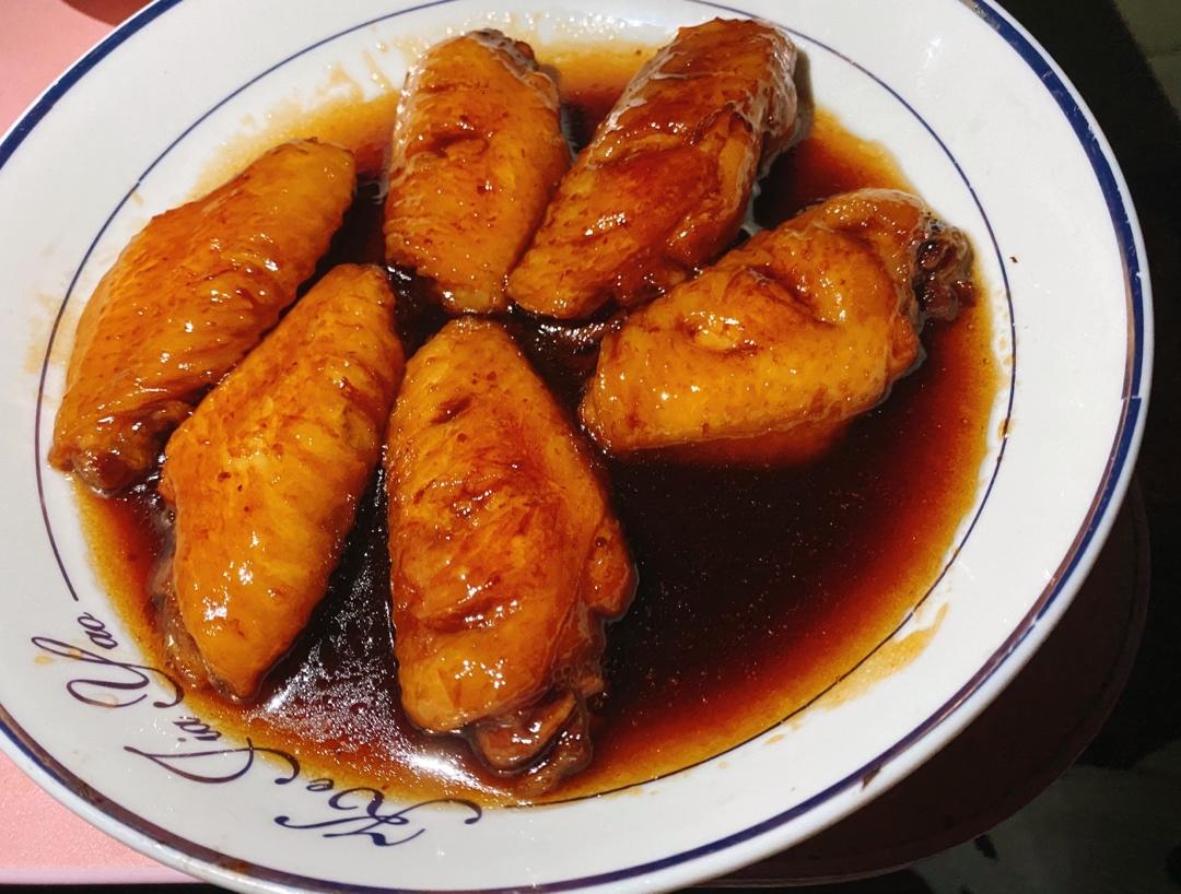 厨师长教你：“可乐鸡翅”的家常做法，味道鲜嫩可口，先收藏起来