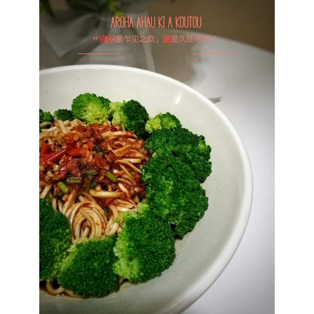 姥姥的爽口凉面！（干拌挂面）