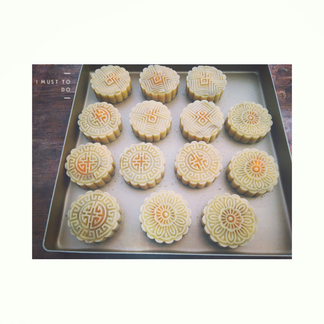 广式月饼——蛋黄莲蓉月饼