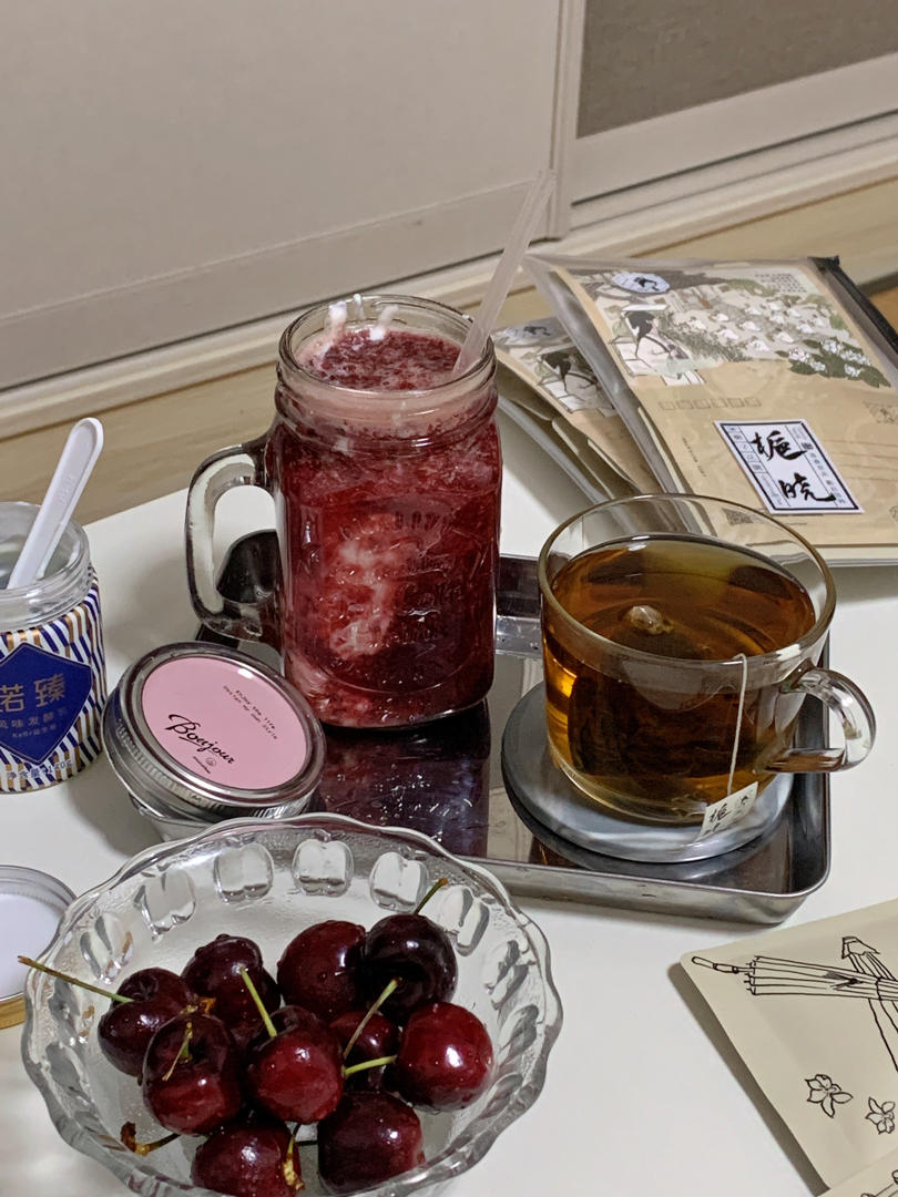 完美复刻奈雪的茶霸气酸奶车厘子