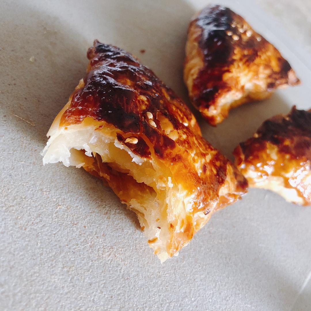 不用开酥，不用揉面，也能做香甜酥脆的苹果派