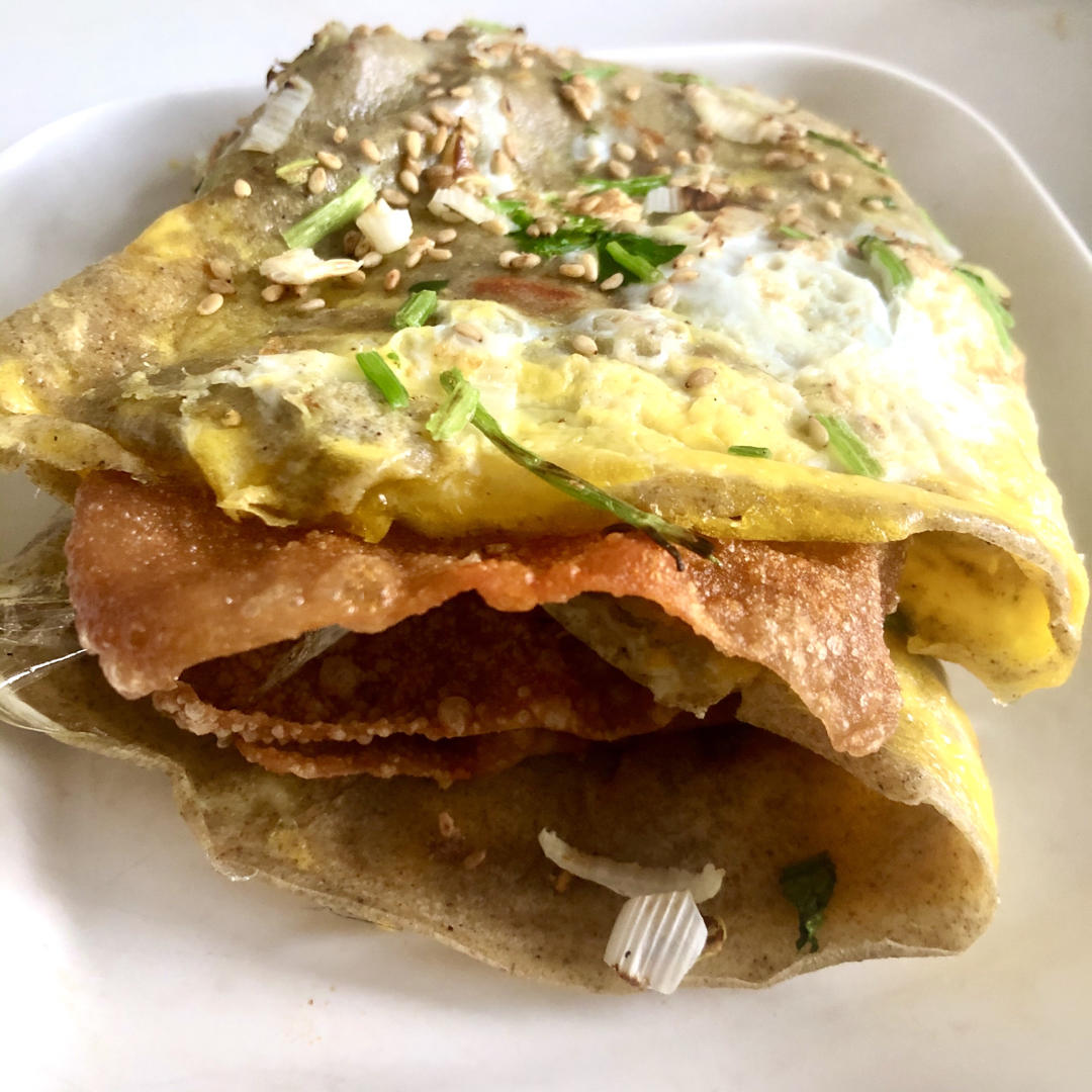 煎饼果子 美味自给自足