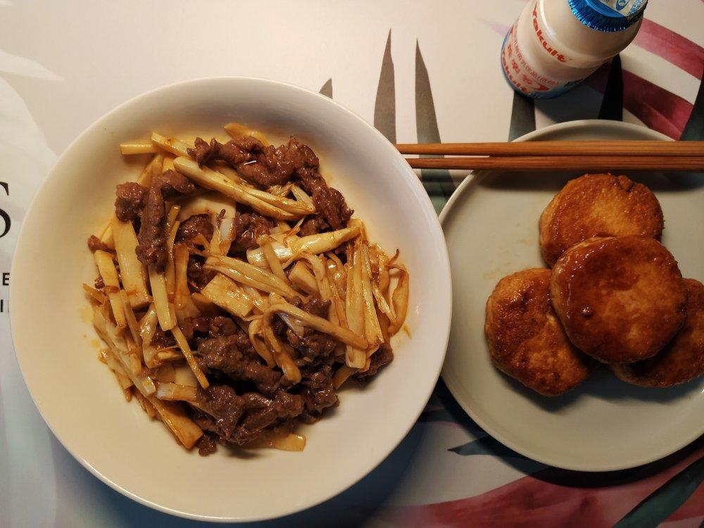 酸笋炒牛肉