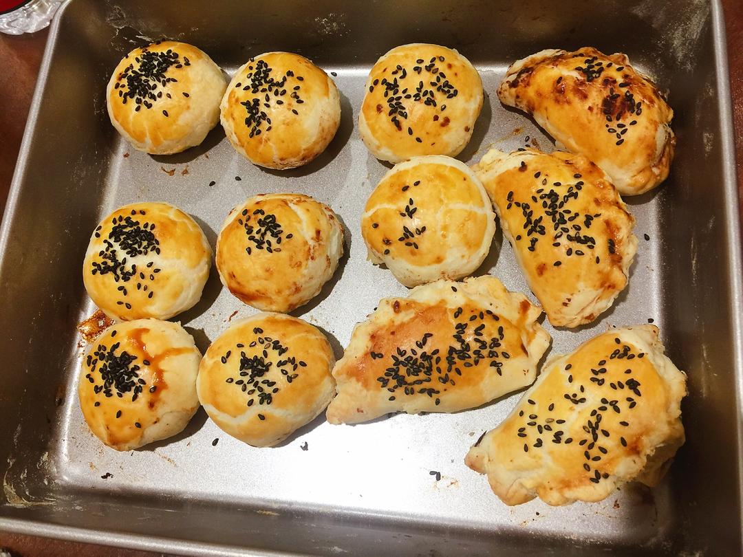 泳式鲜肉榨菜月饼