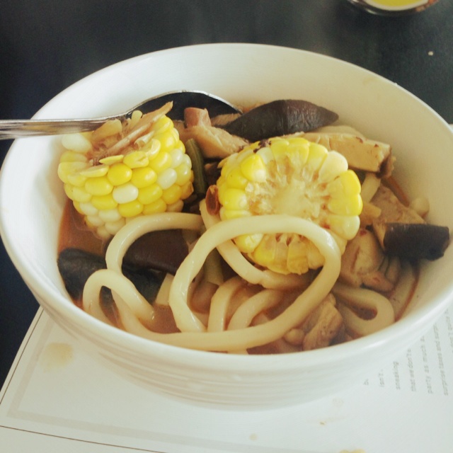 鸡腿肉乌冬汤面