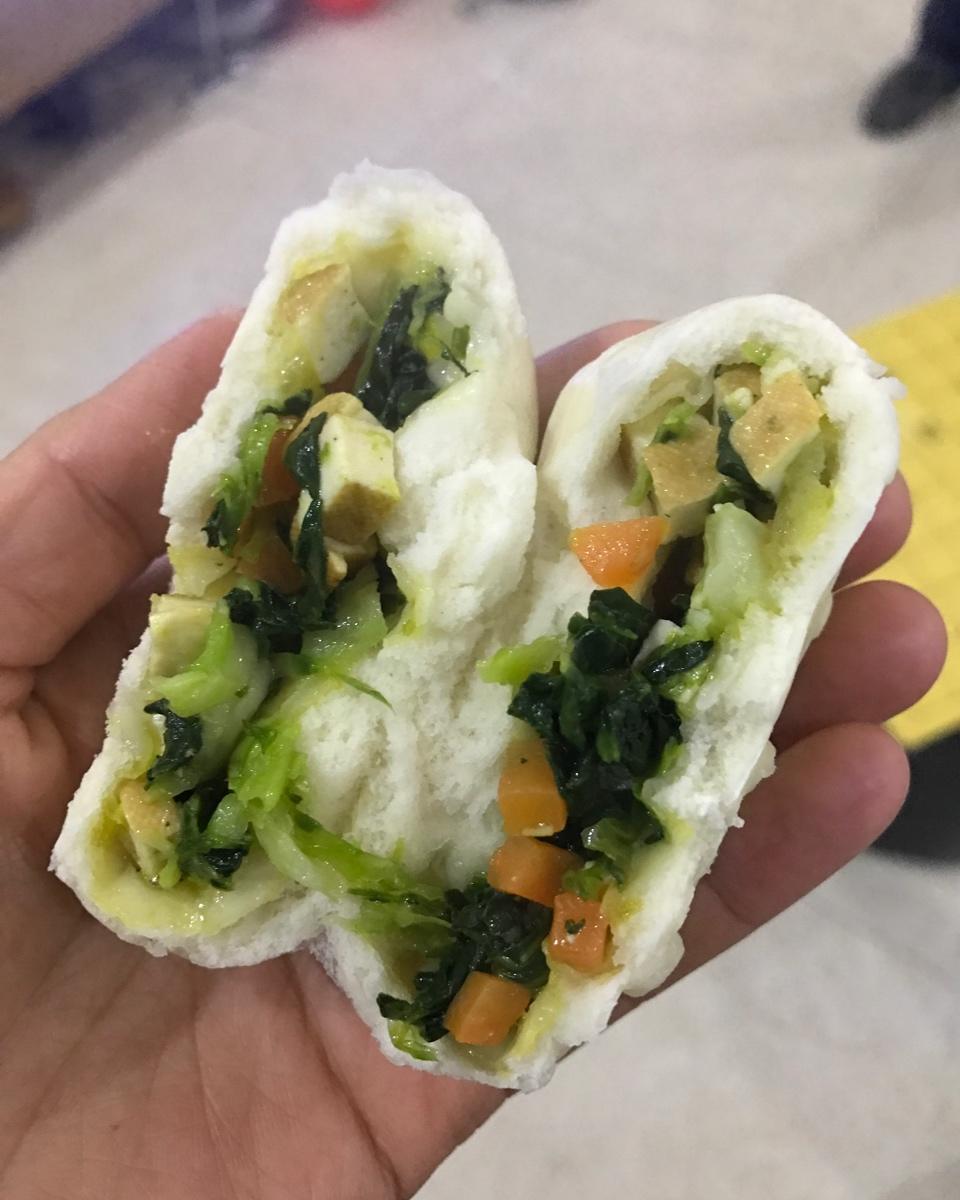 手机用户0863fl75做的冬笋香菇菜包