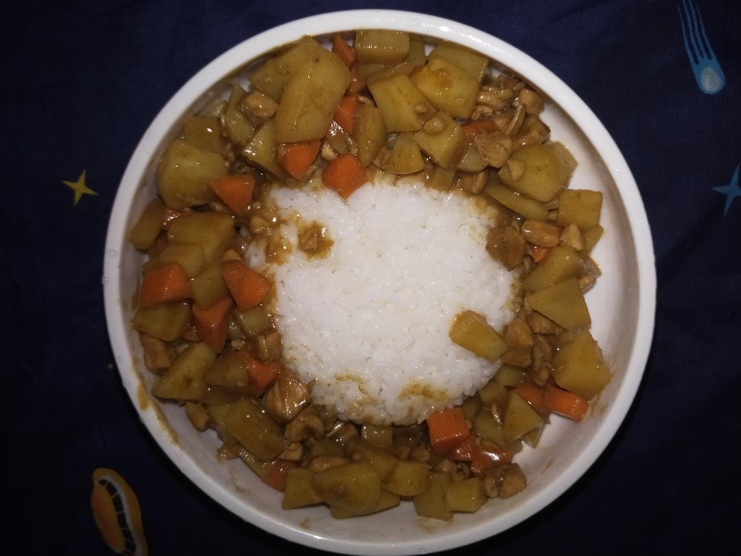 土豆鸡胸肉咖喱