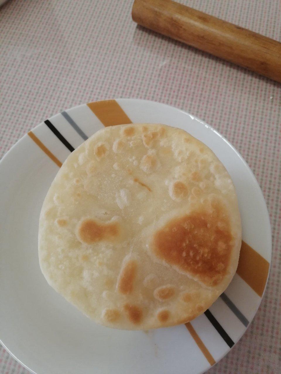 凉了也不硬的烫面小糖饼 烙饼硬的一定要试一下 附细节视频详解