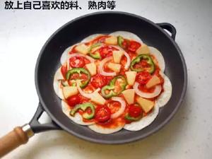 大人小孩都爱的饺子皮披萨的做法 步骤3