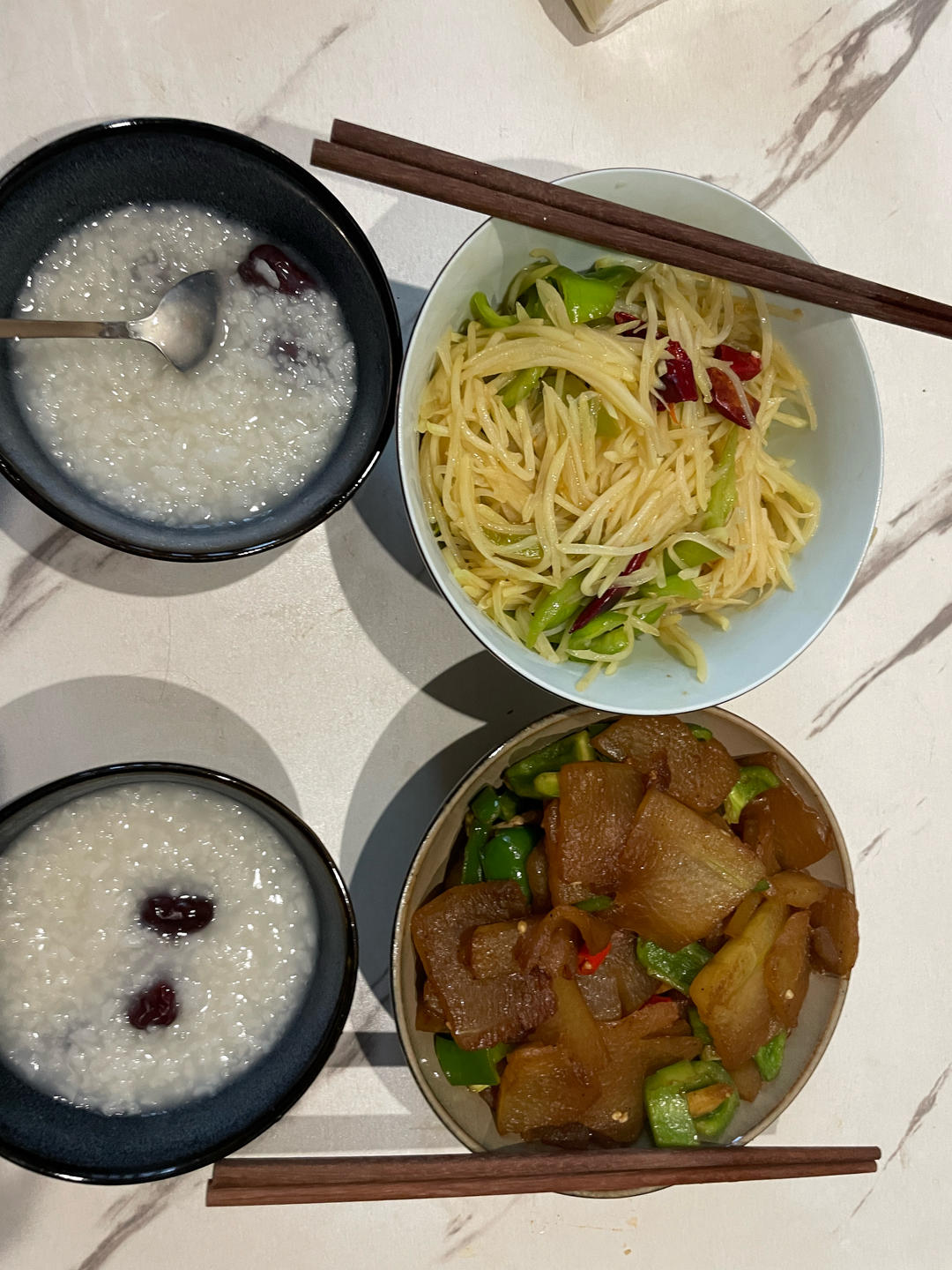 酸辣土豆丝的家常做法 超级下饭