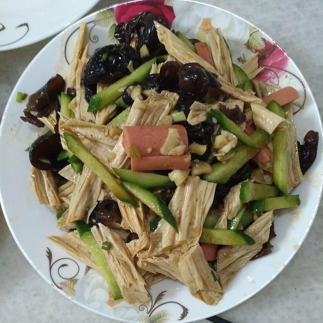 孜然凉拌腐竹小黄瓜（超好吃）