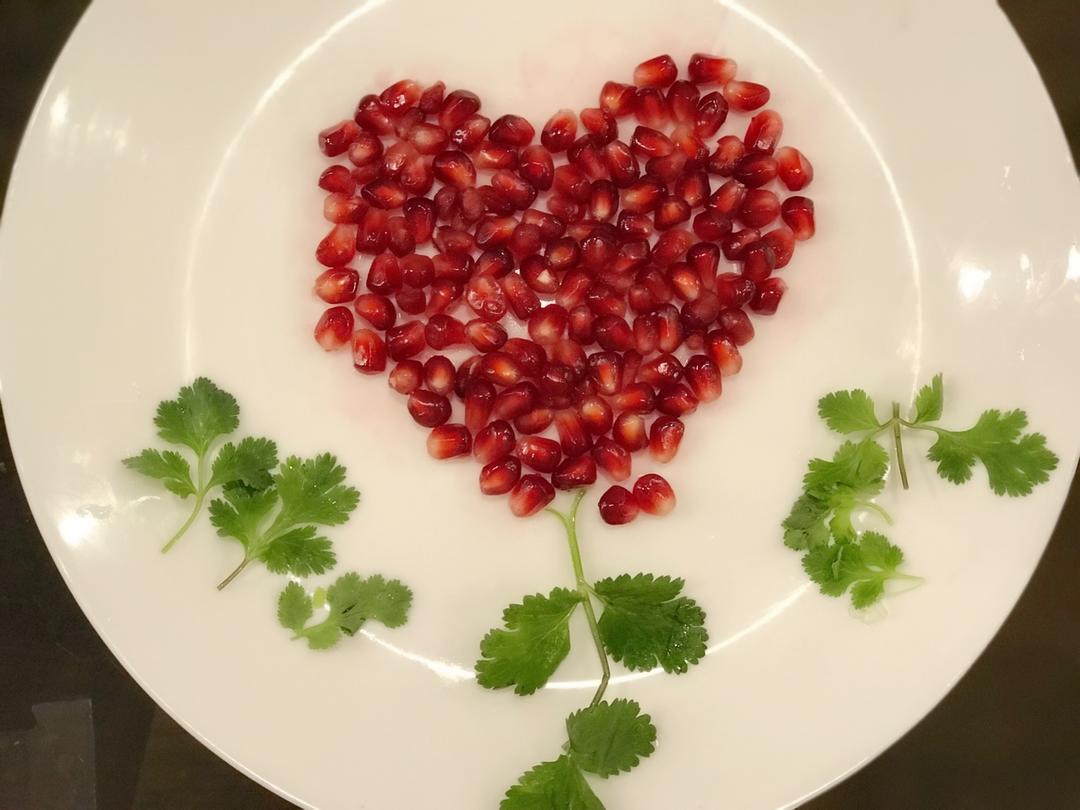 typingjk做的创意石榴(盘饰,摆盘,拼盘)
