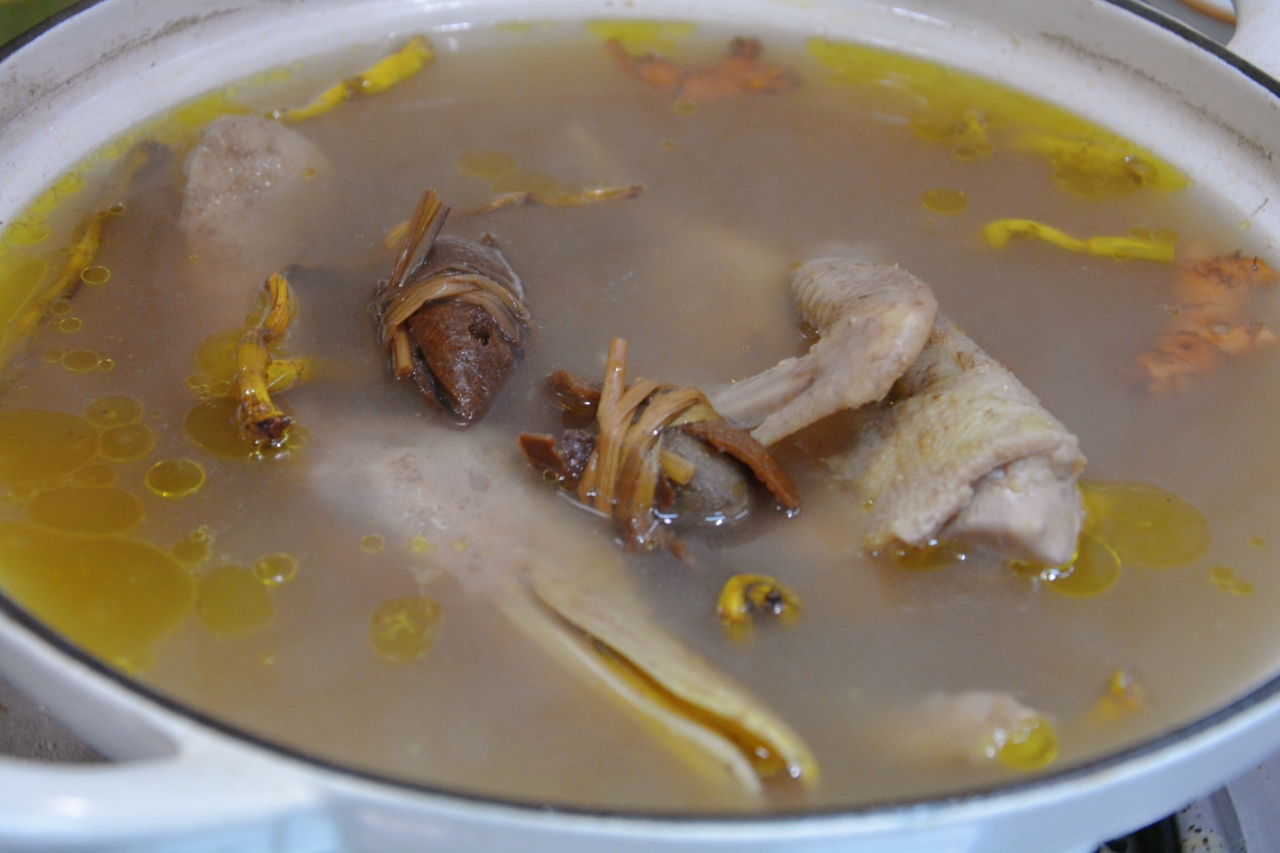 三宝扎石斛老鸭汤的做法