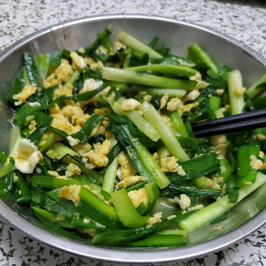 韭菜炒鸡蛋——三分钟快手下饭菜 掌握火候的秘诀