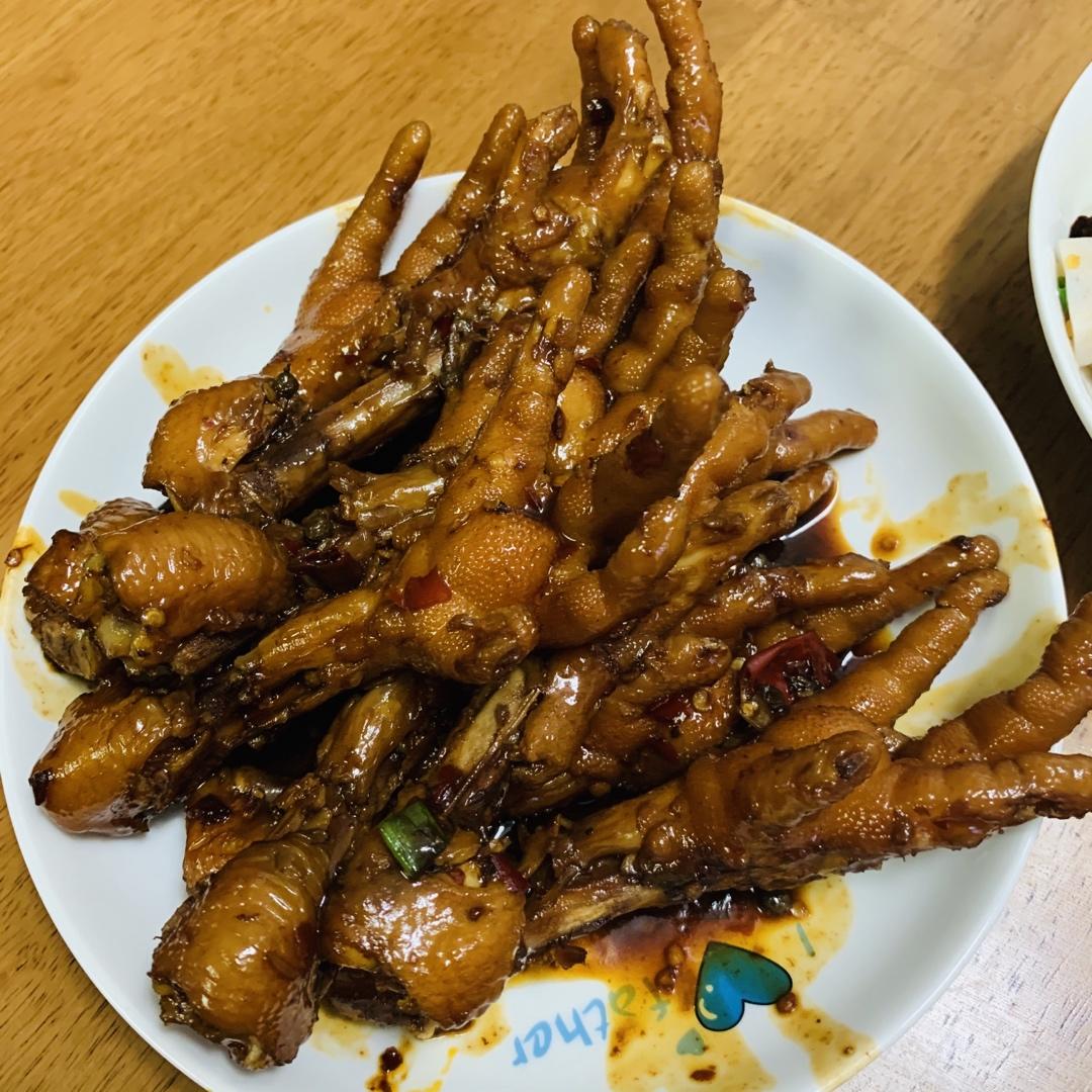 “销魂”卤鸡爪