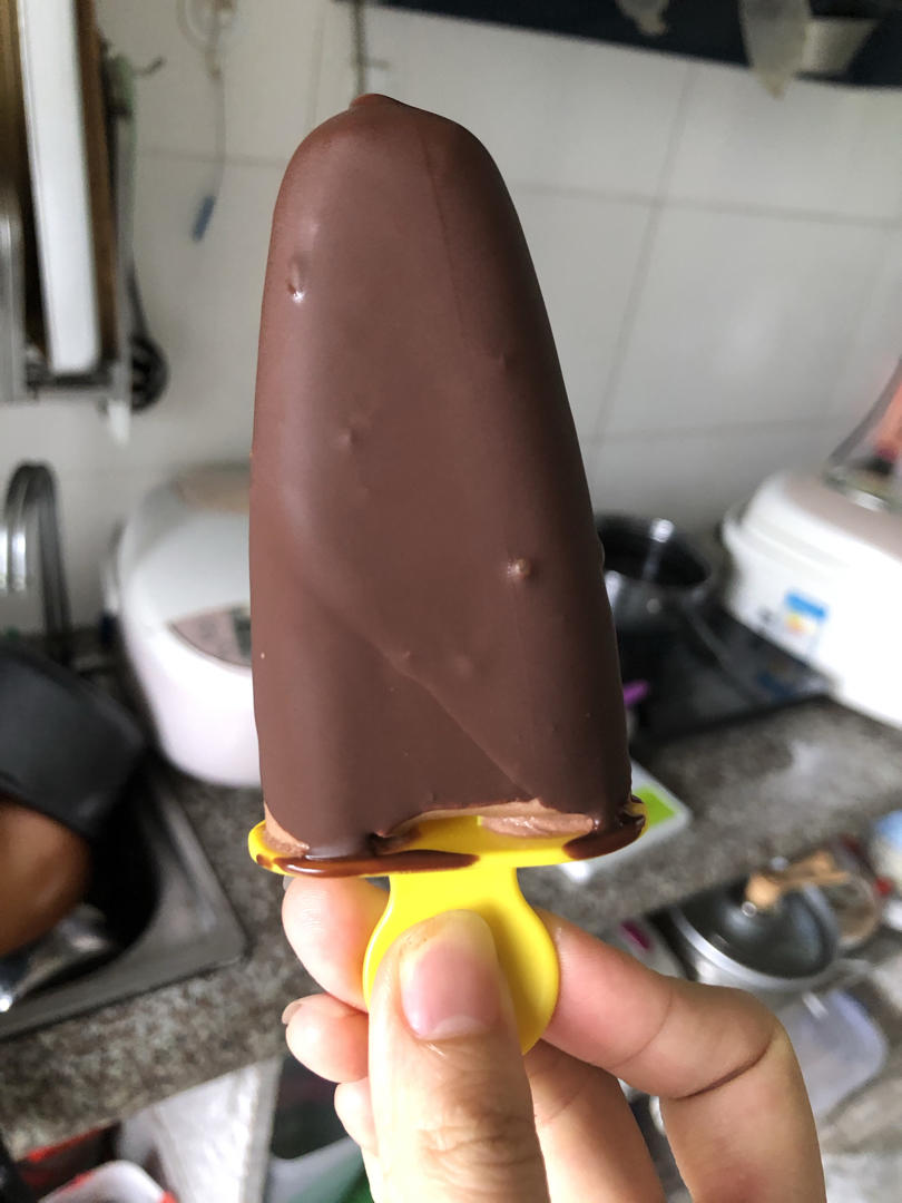 拒绝生蛋，巧克力冰淇淋