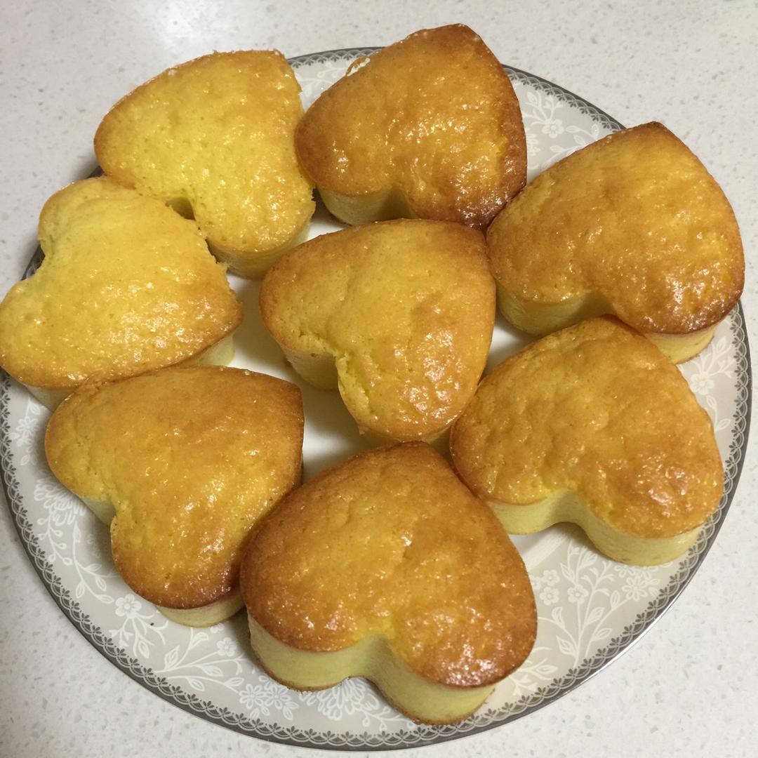 柠檬海绵小蛋糕