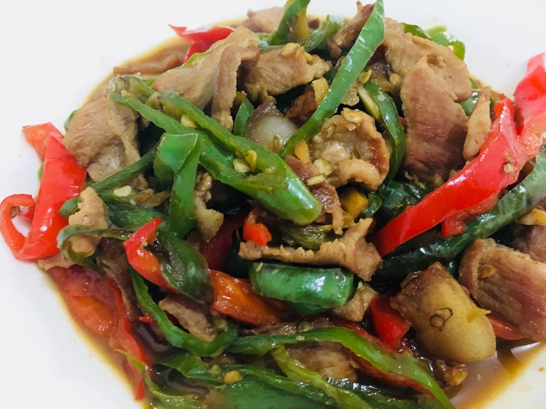 双椒肉片的做法