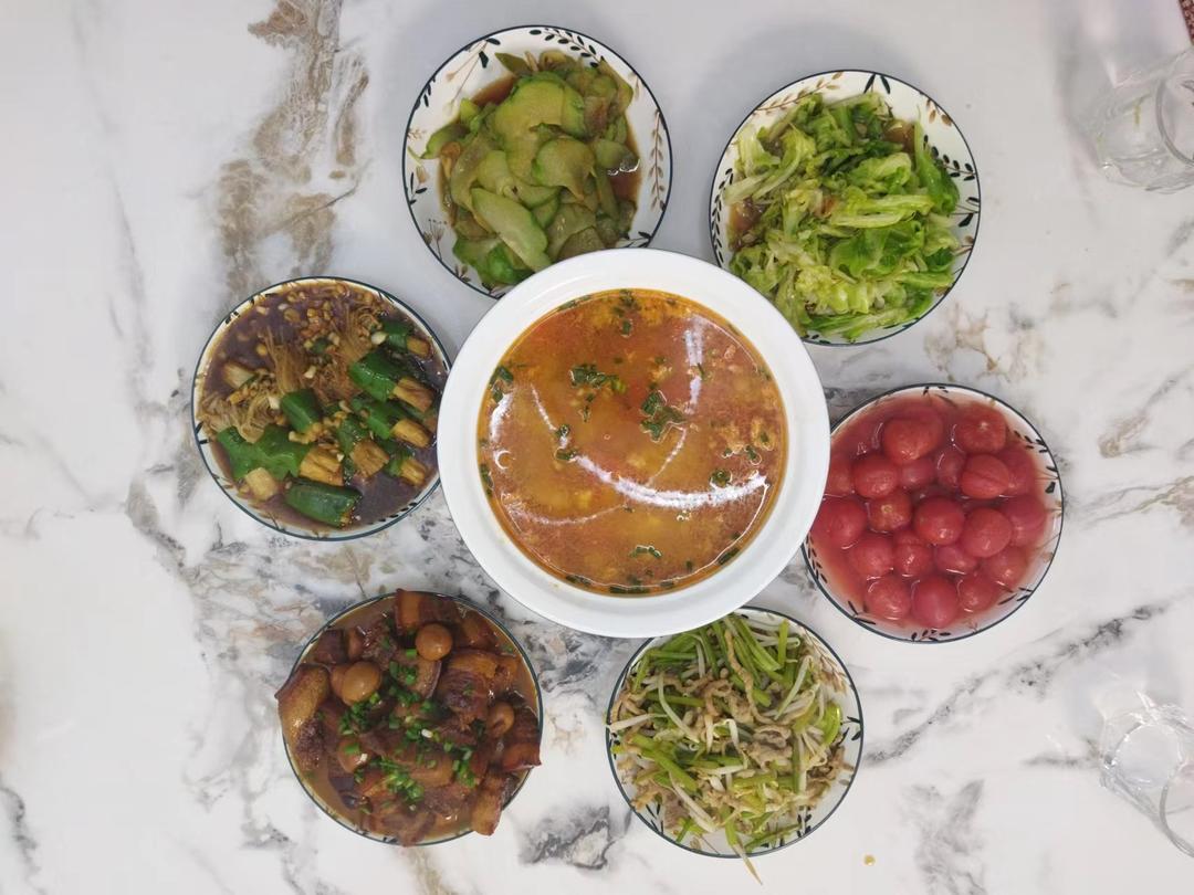 青椒卷金针菇，无敌下饭