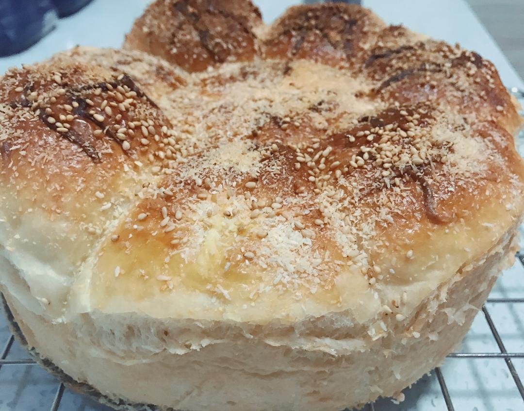 椰浆十字包 Coconut Custard Hot Crossed Bun