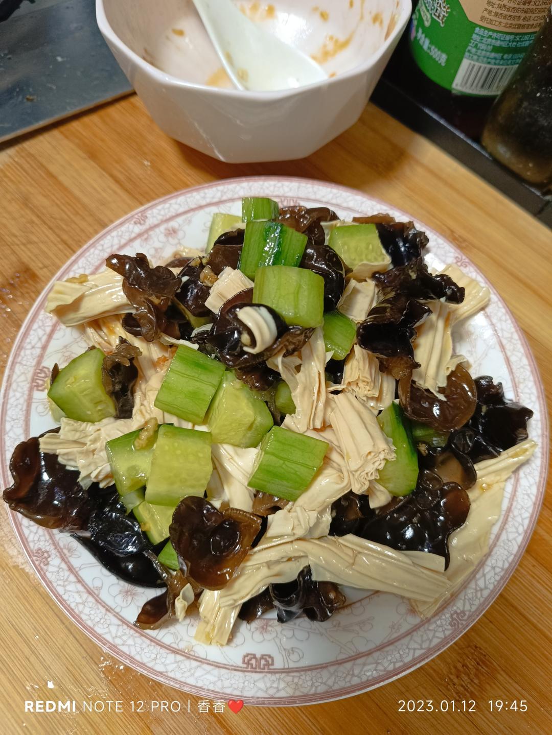 凉拌腐竹木耳黄瓜