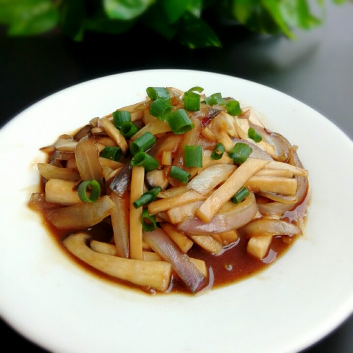 洋葱遇到杏鲍菇