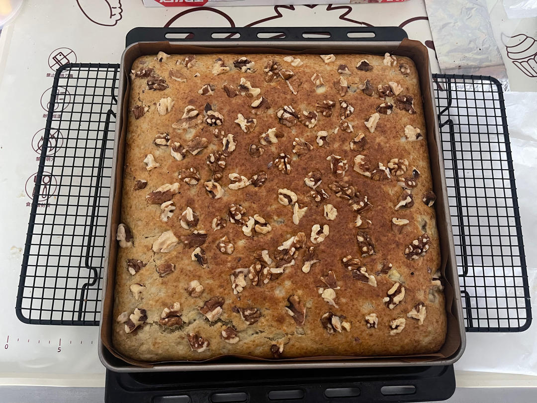香蕉核桃蛋糕（低油少糖健康版）