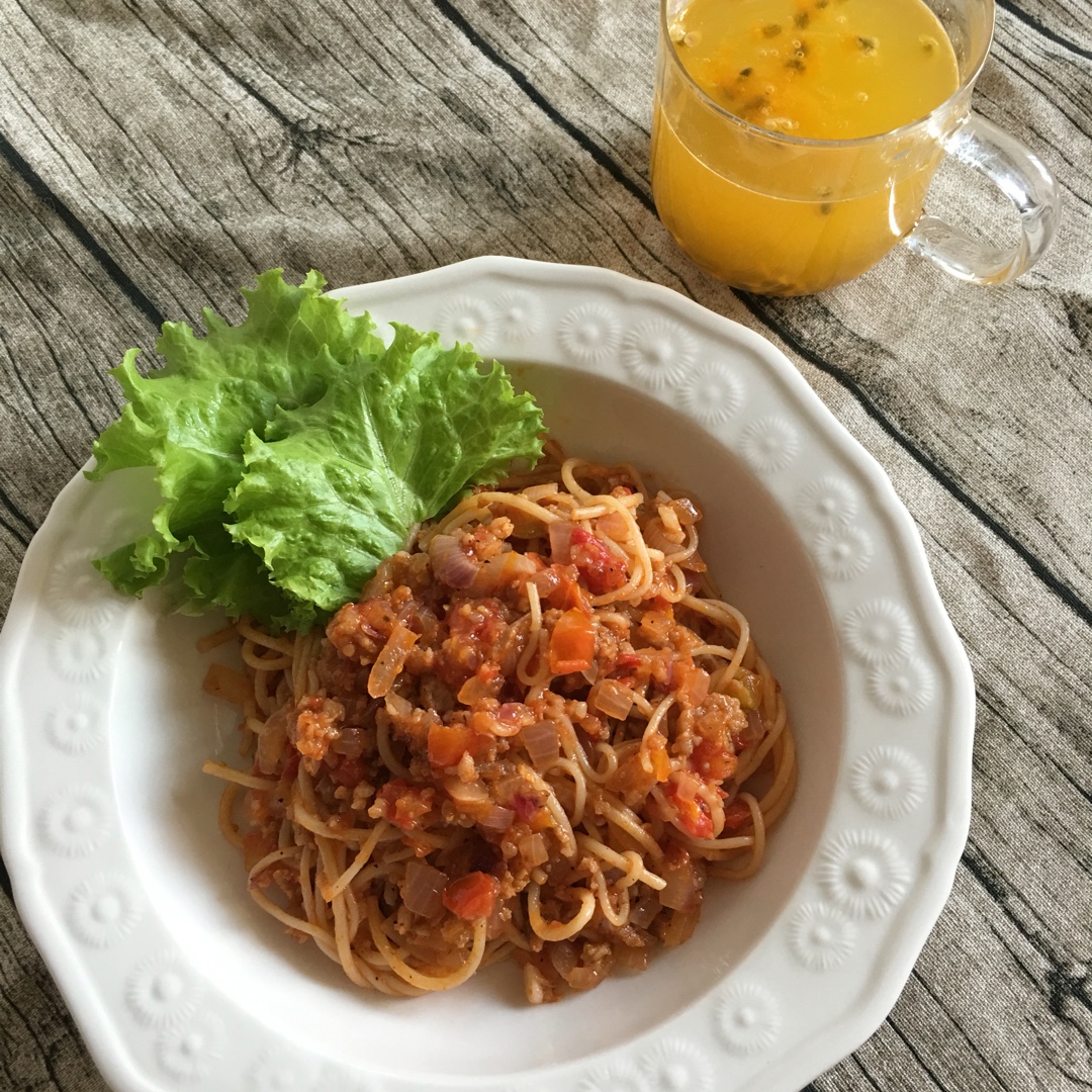 番茄肉酱意大利面