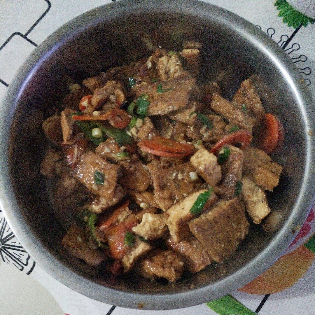 青椒油豆腐
