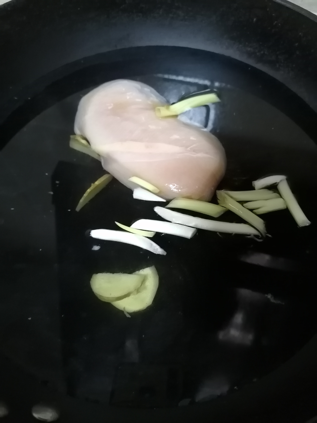超简单的椒麻鸡、椒麻鸡丝的做法的做法 步骤1