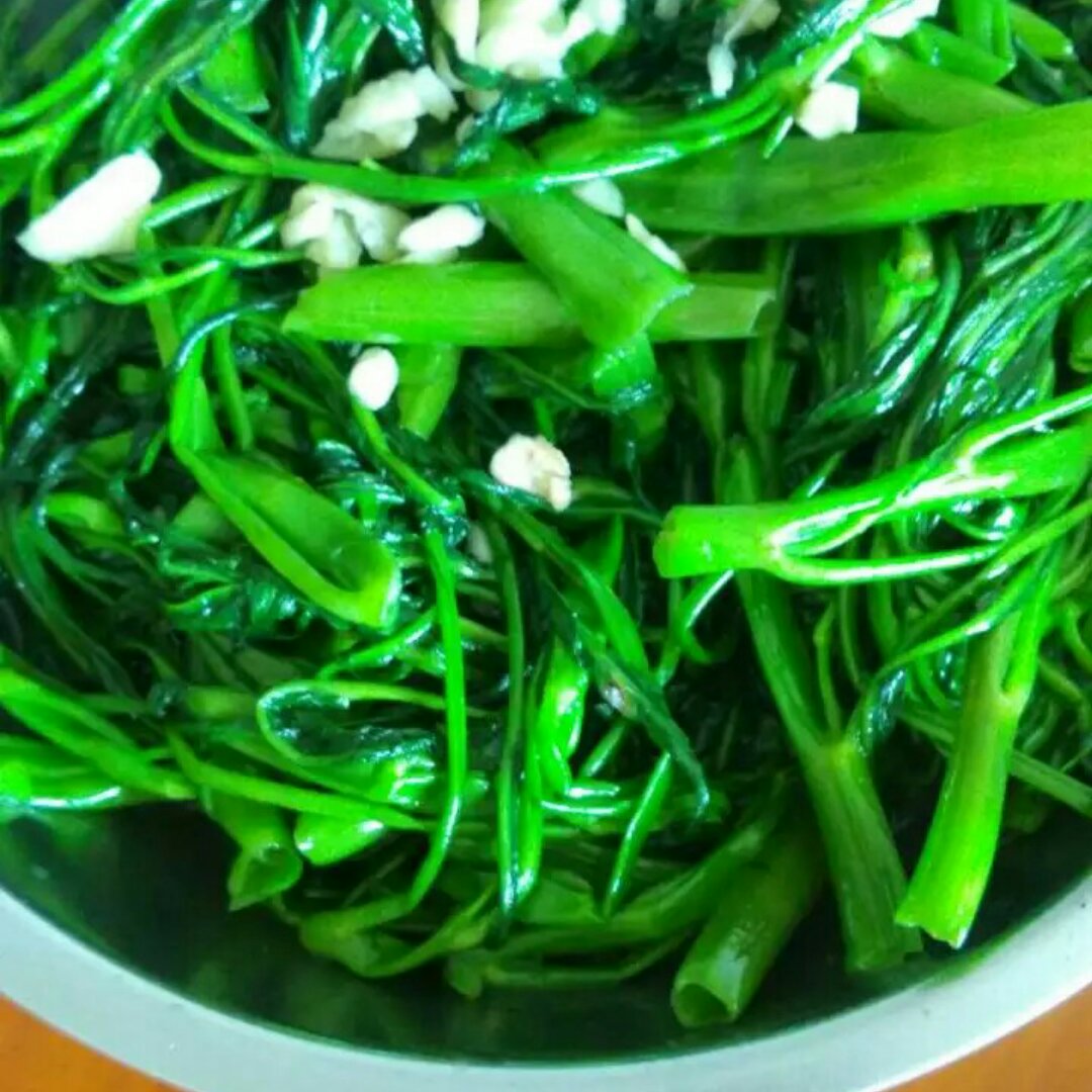 channy占尼做的蒜蓉通菜