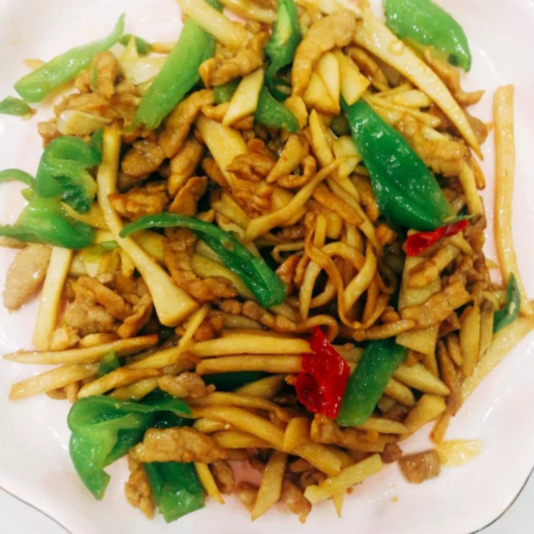 手撕杏鲍菇炒肉丝