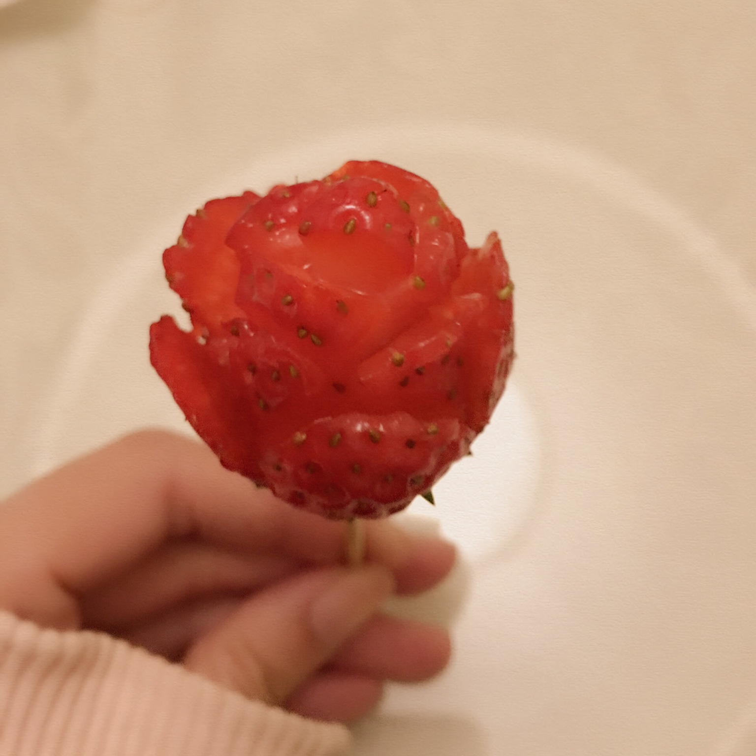 草莓玫瑰花