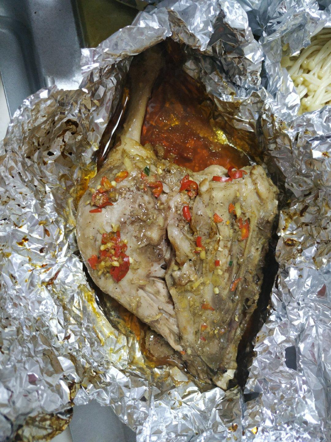 香酥烤鸭腿