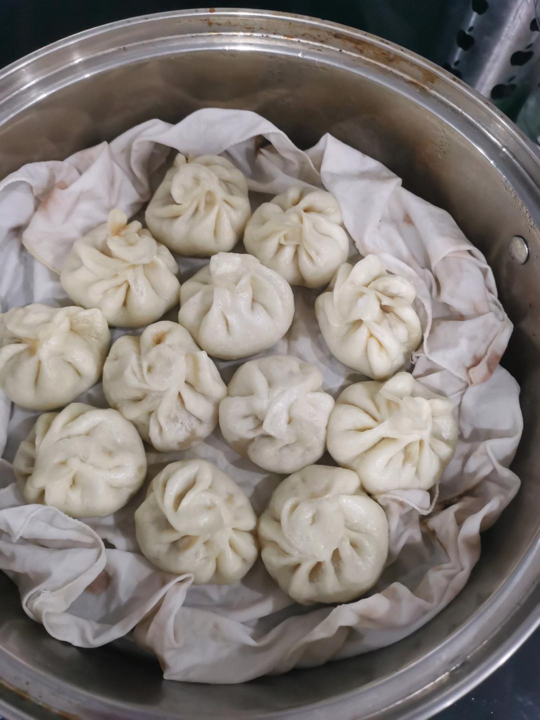 快手发面小笼包