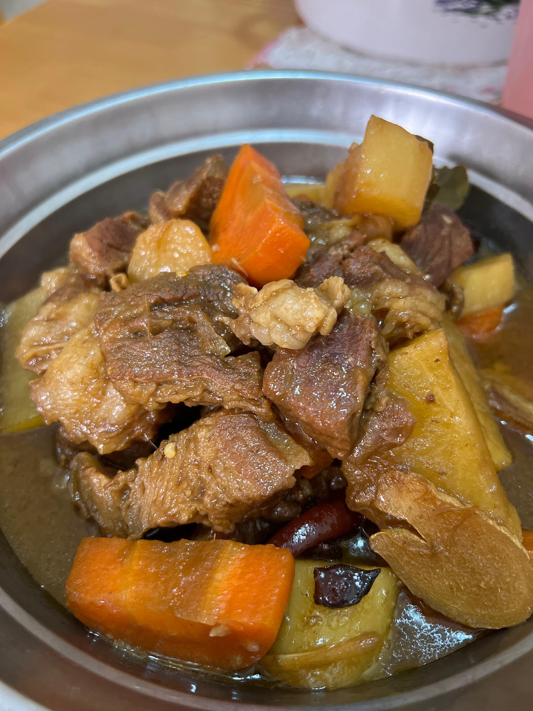 广式萝卜焖牛腩