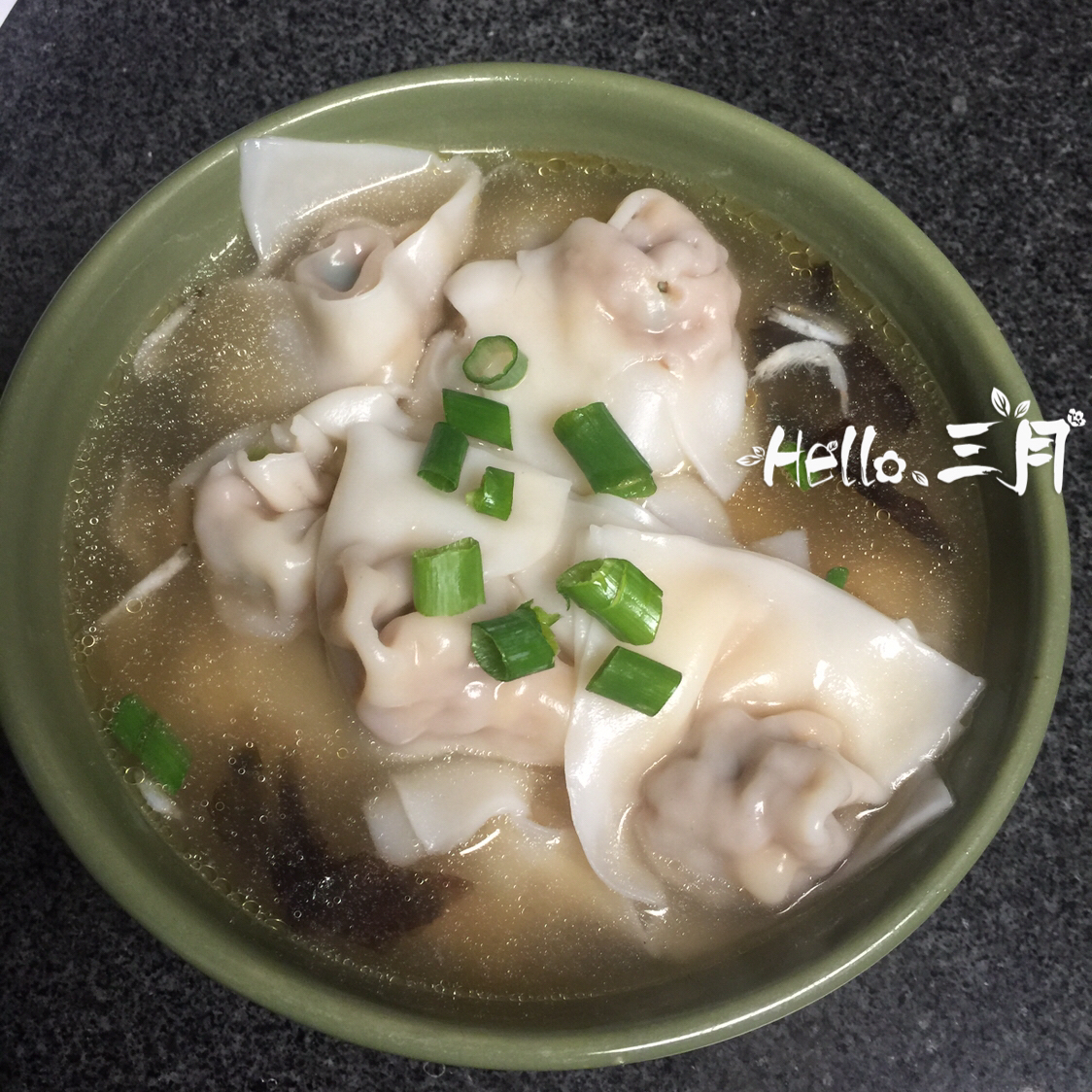 鲜肉虾仁玉米馄饨
