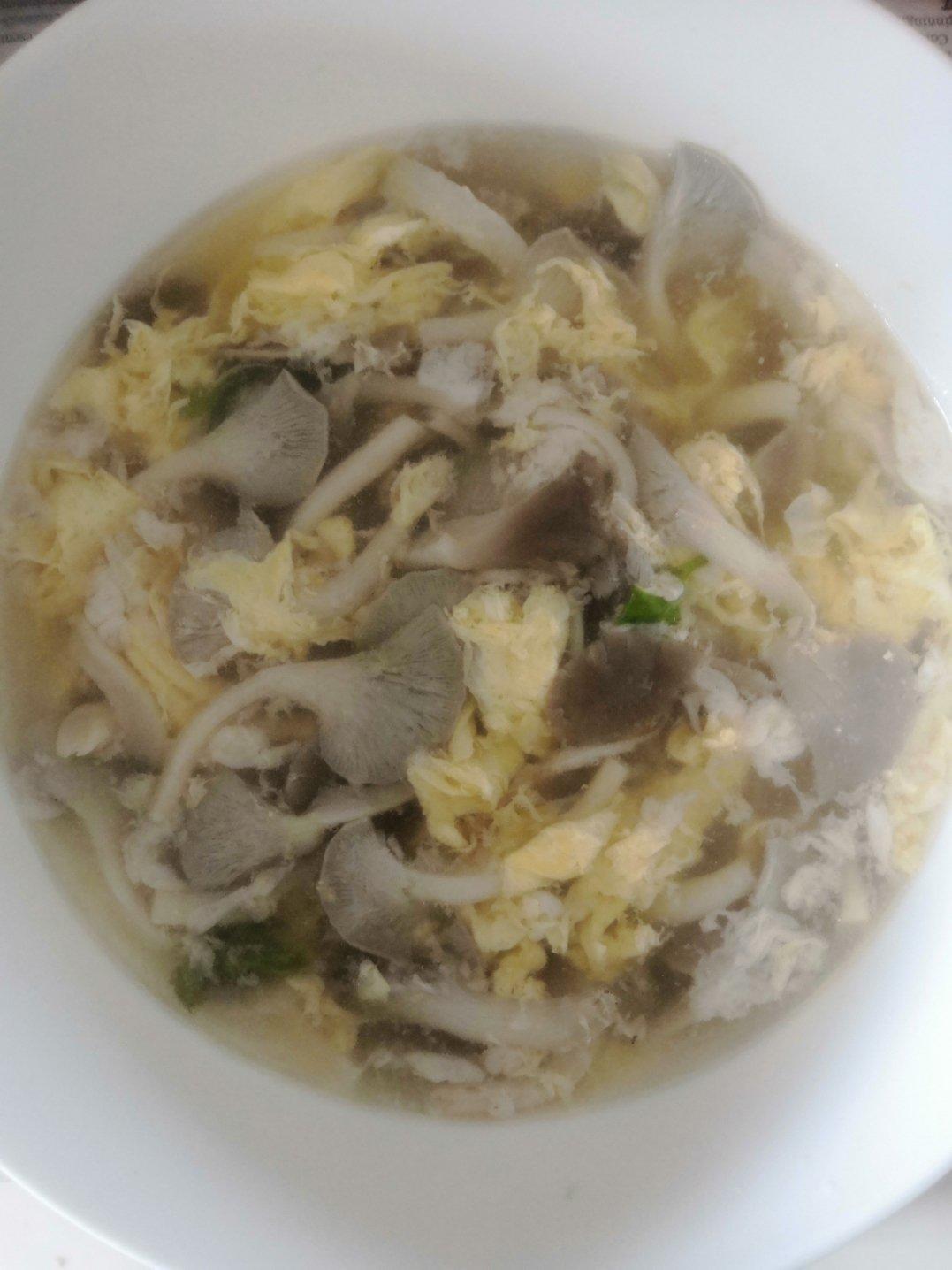 蘑菇鸡蛋汤
