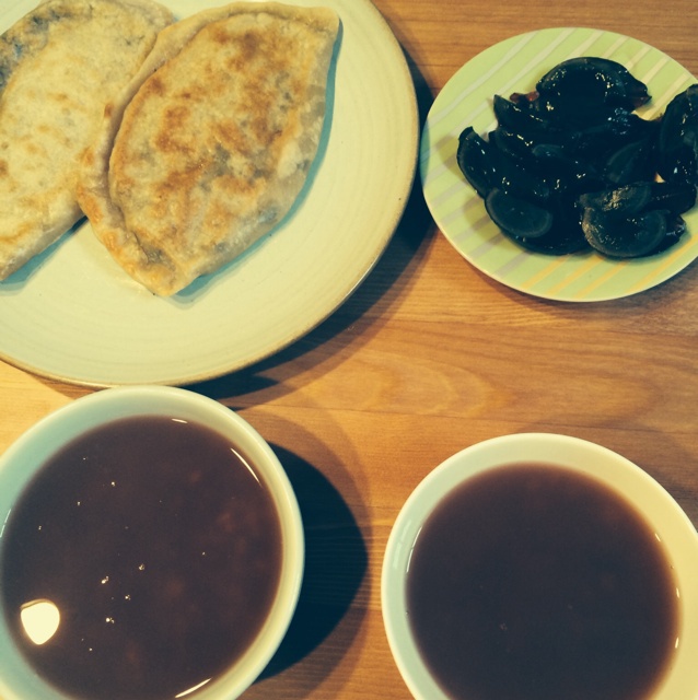 我们家爱的的小餐桌