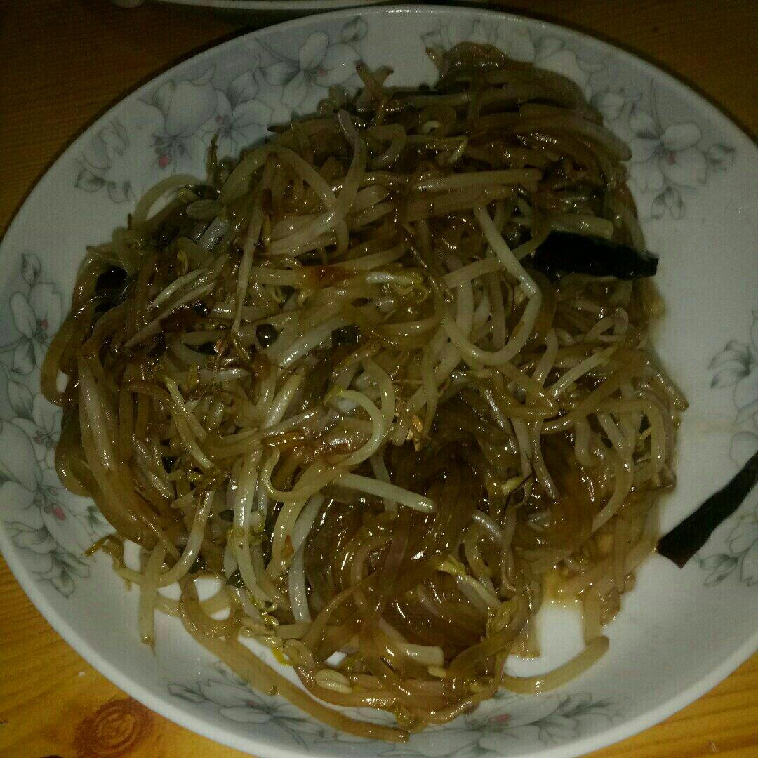 黄豆芽炒粉条
