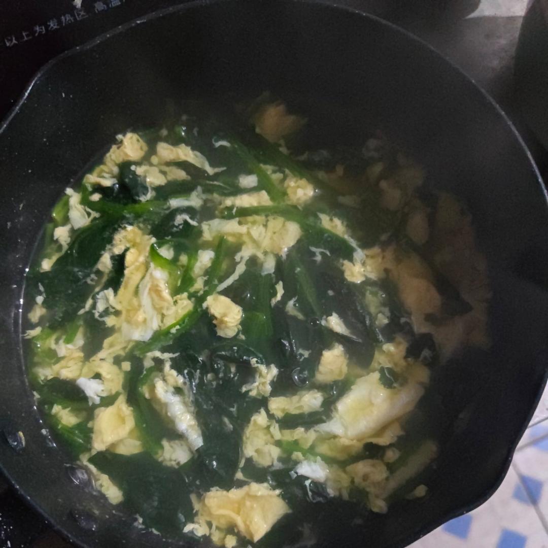 菠菜鸡蛋汤