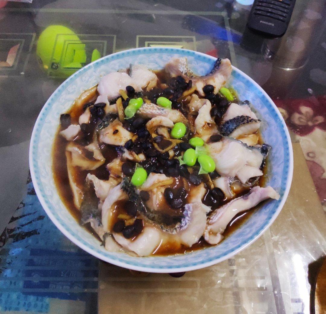 豆豉辣酱蒸鱼片