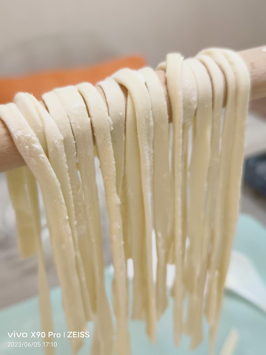 无盐手幹面的做法