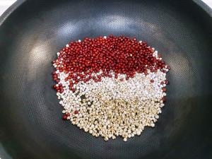 红豆薏米水【懒人养生壶版】的做法 步骤3
