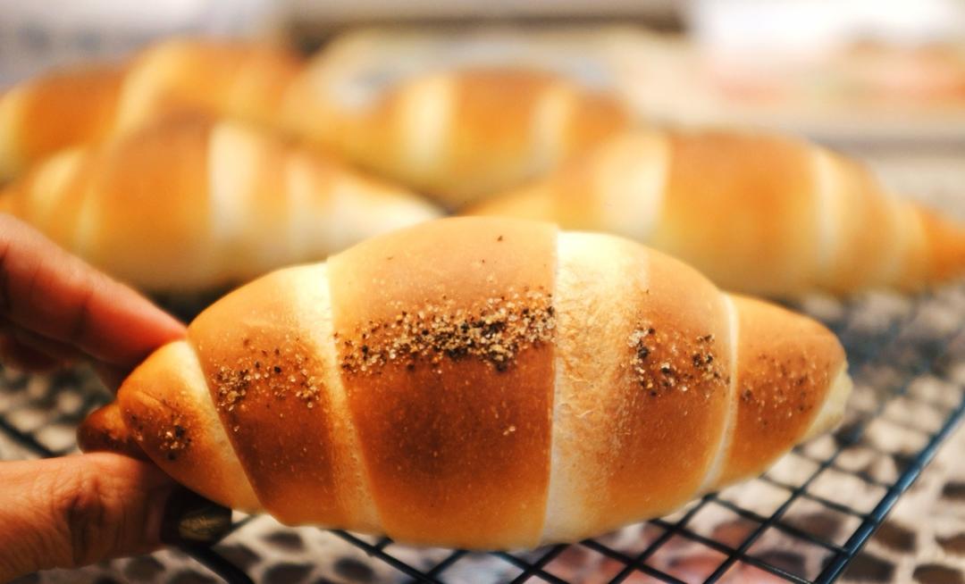 日式の盐可颂·盐面包..