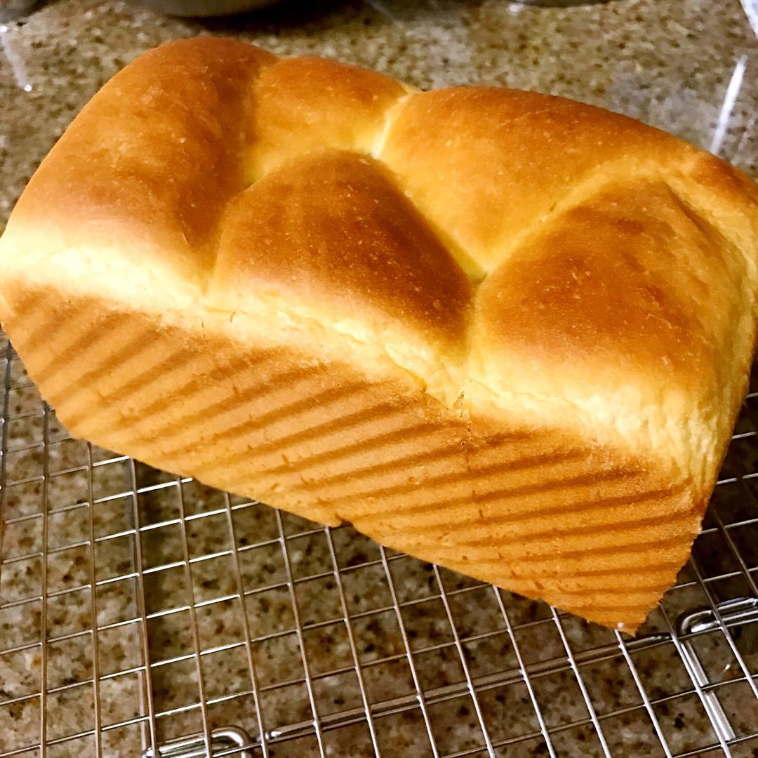 su英做的奶油辫子吐司