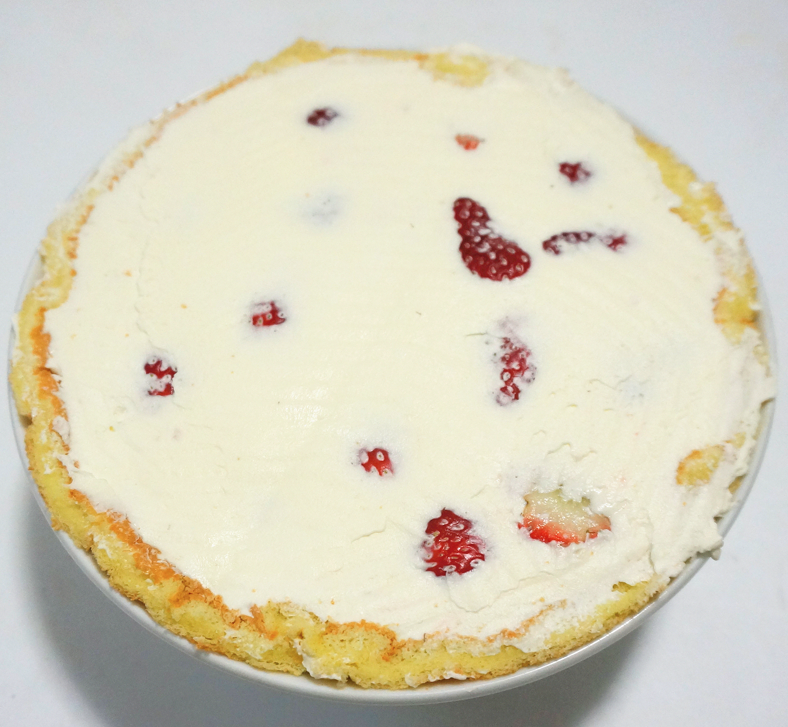 大颗草莓奶油蛋糕的做法 步骤9