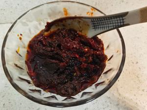麻辣肥肠干锅的做法 步骤6