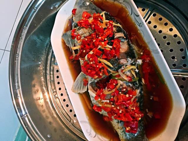 清蒸鲤鱼